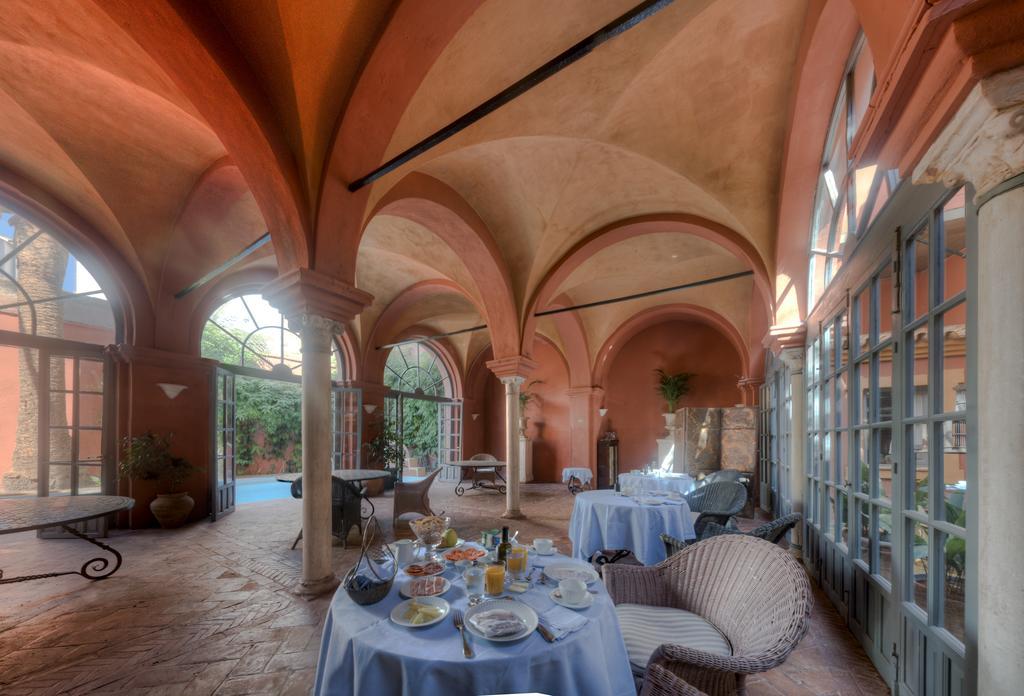 Casa Palacio De Carmona Exteriör bild